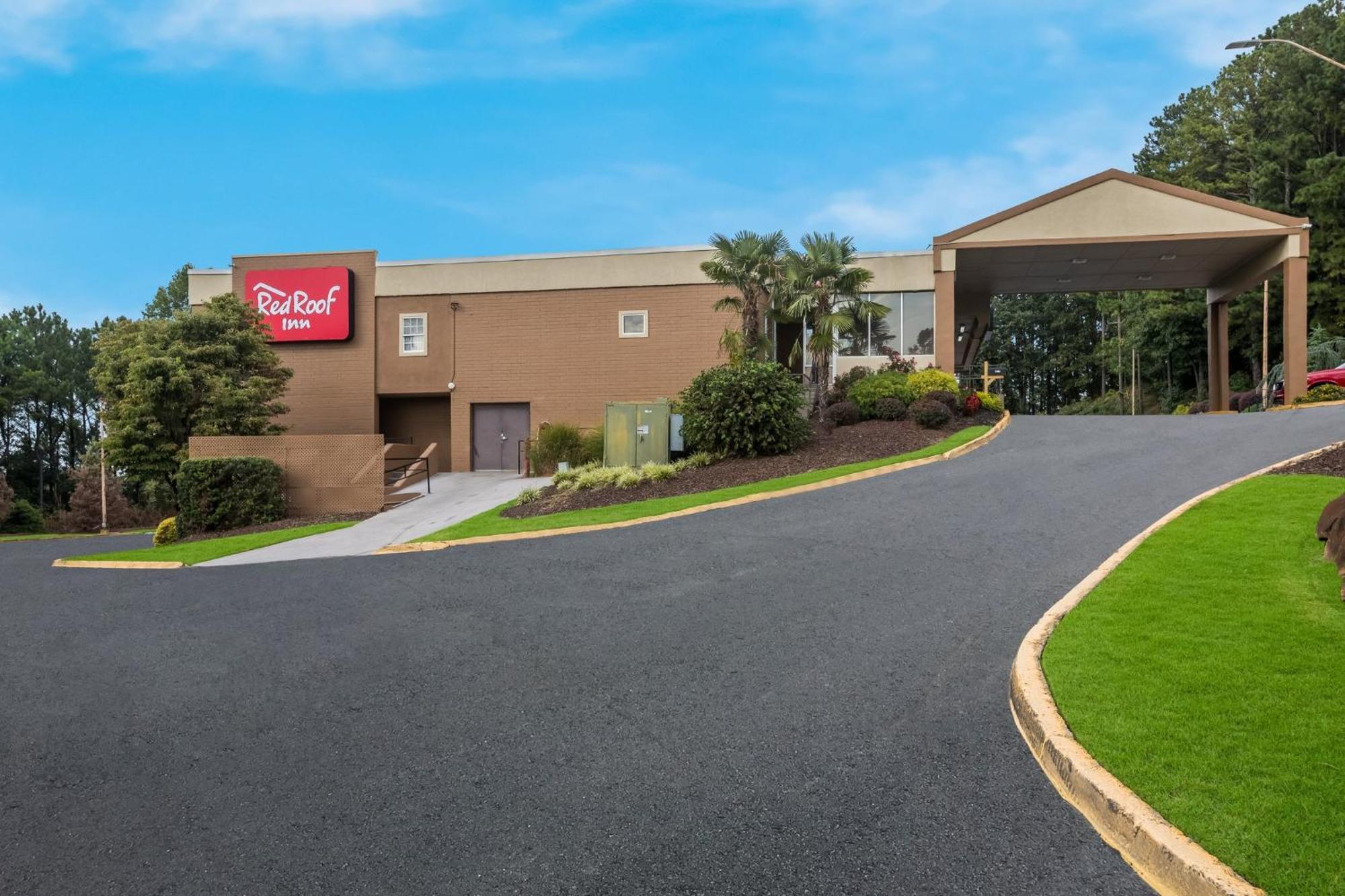 Econo Motel 2*